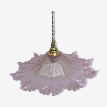 Suspension fleur vintage en verre rose