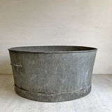 Basin in vintage zinc