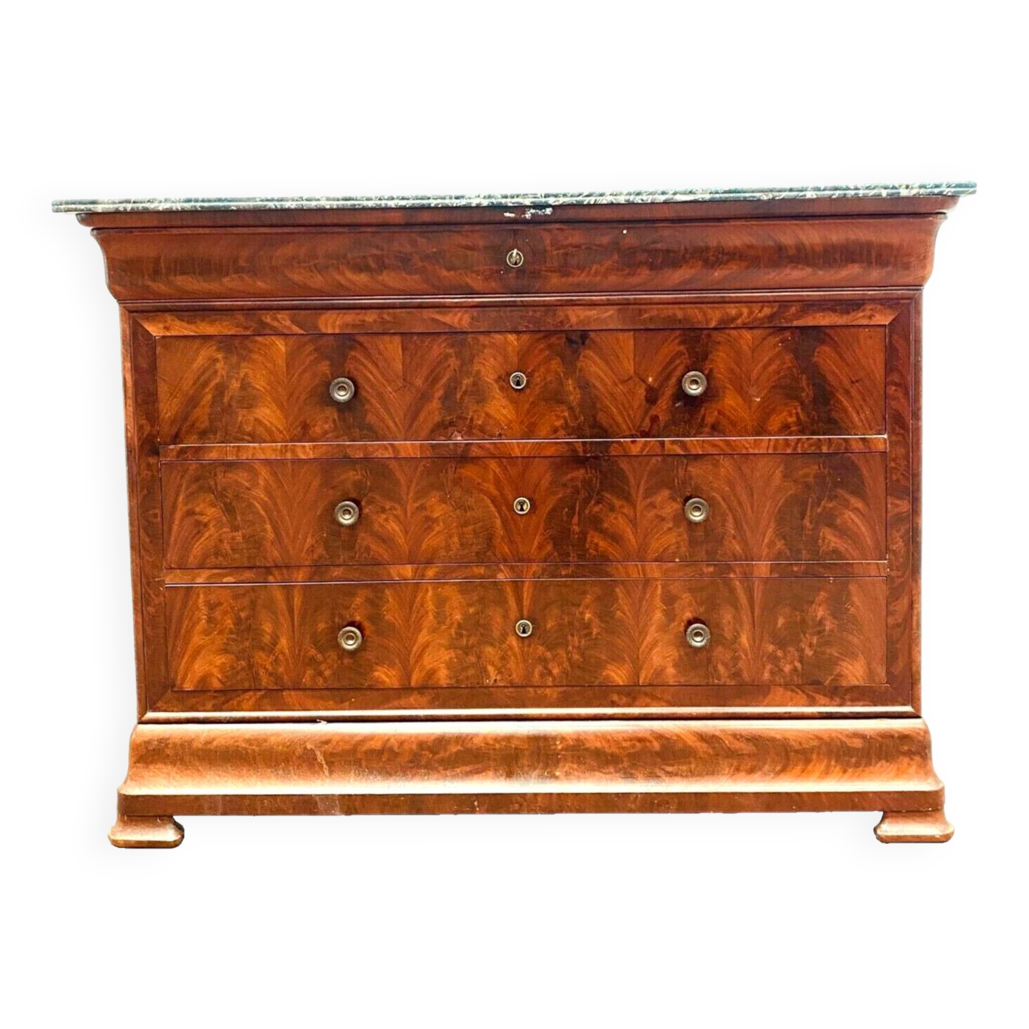 Louois Philippe chest of drawers with double ogees in mahogany and 19th century veneer