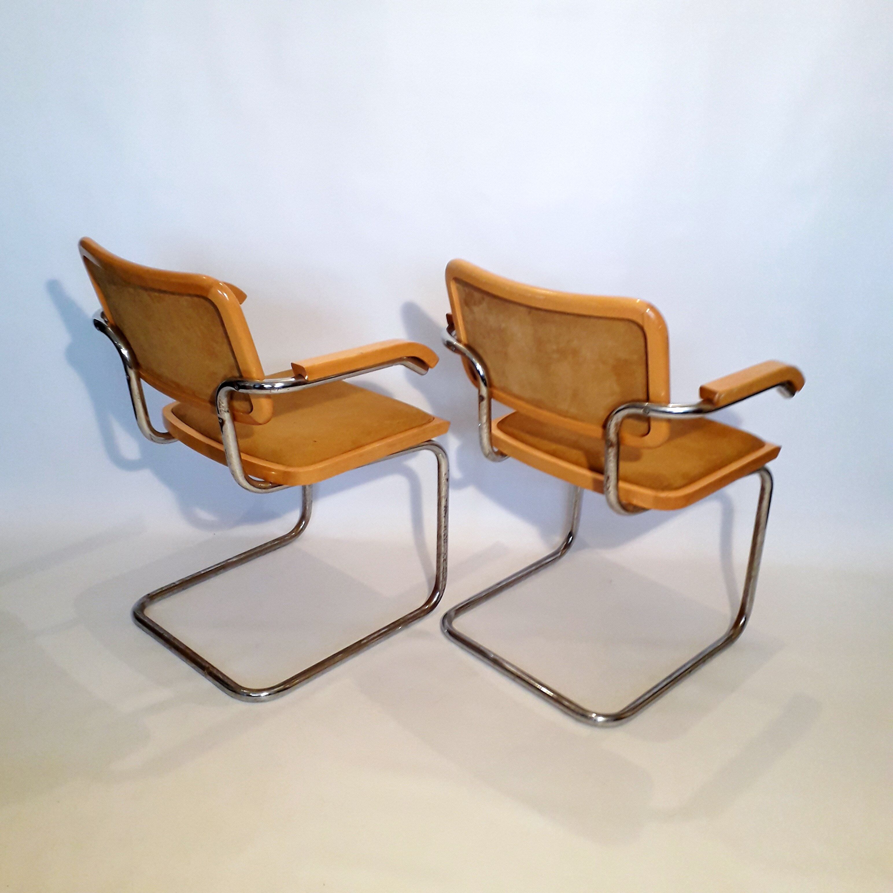 Pair of B64 chairs in leather crust by Marcel Breuer