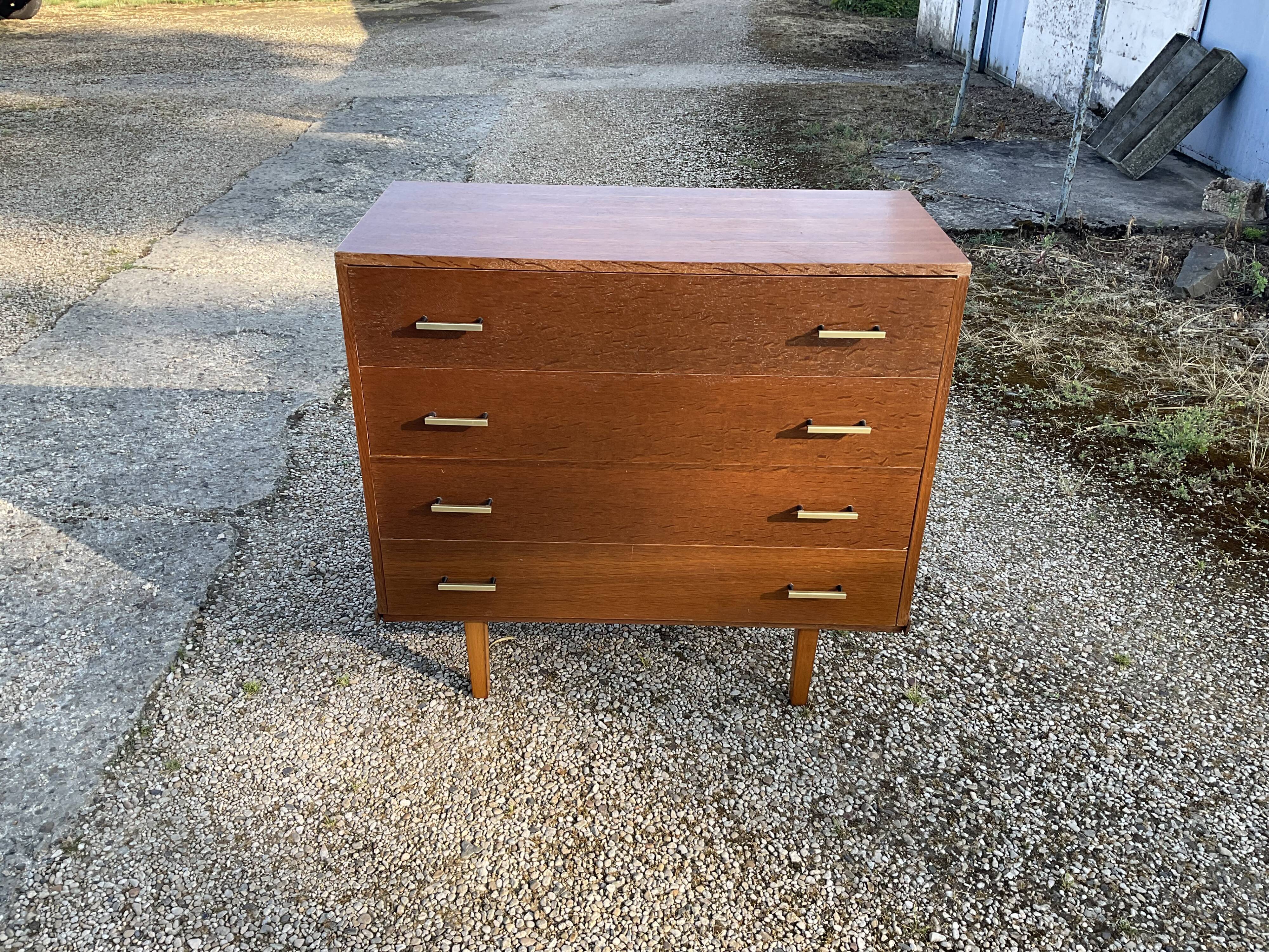 Commode vintage