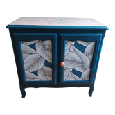Storage cabinet