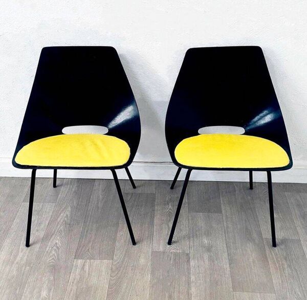 Paire de chaises de Guariche pour Steiner