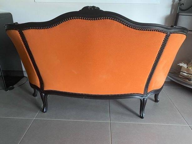 Stylised banquette decor