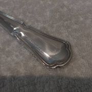 Pelle à servir la glace métal argenté orfèvre Ercuis contours 24,6cm