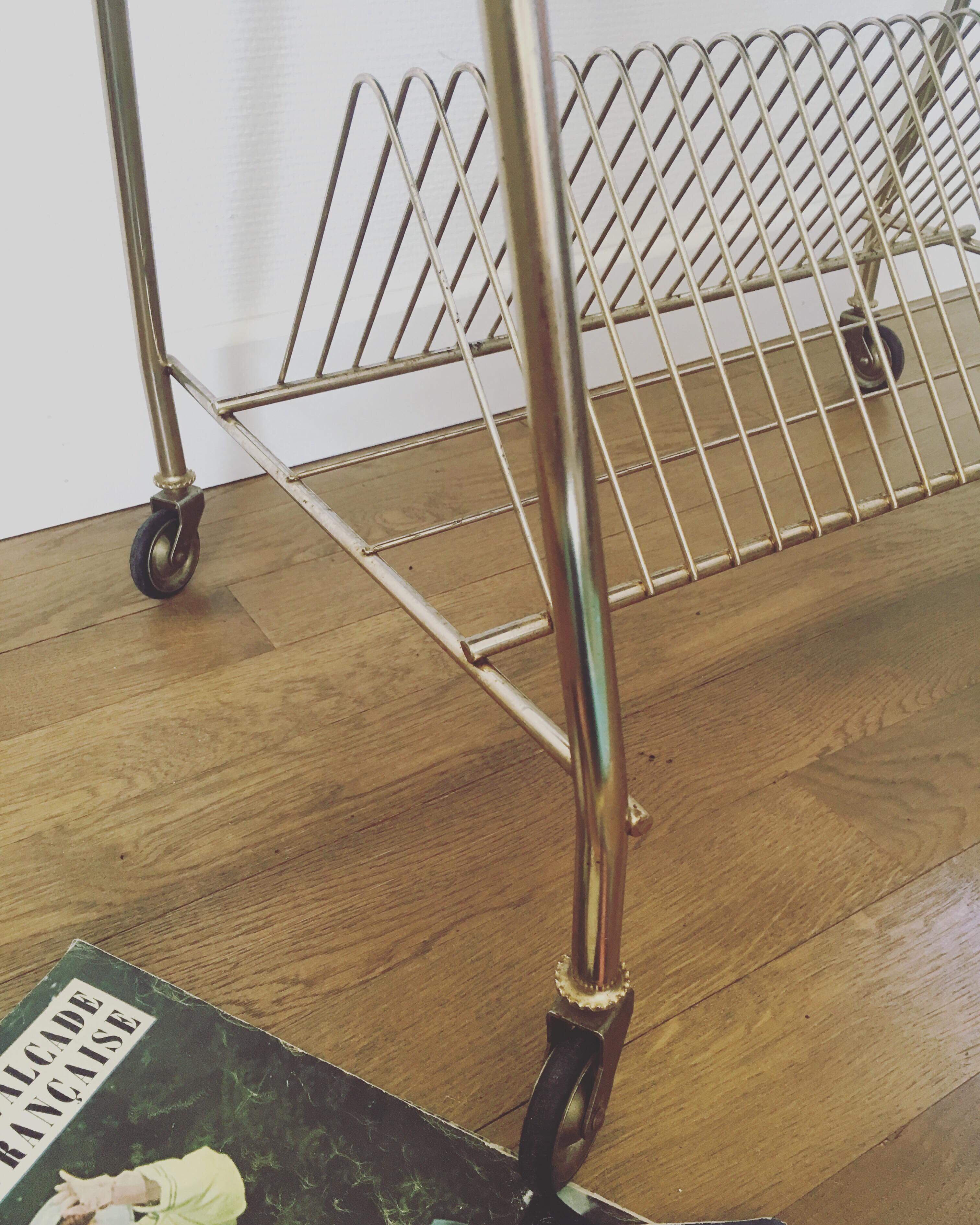 Vintage serving range vinyl