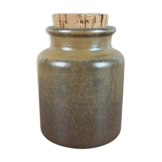 Sandstone pot