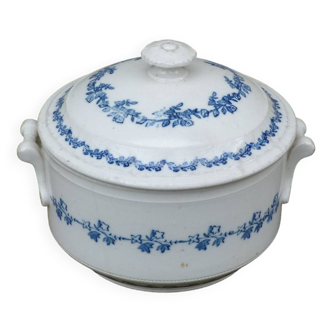 Old tureen in white and blue ceramic with floral decoration Terre d'Acier Saint Uze