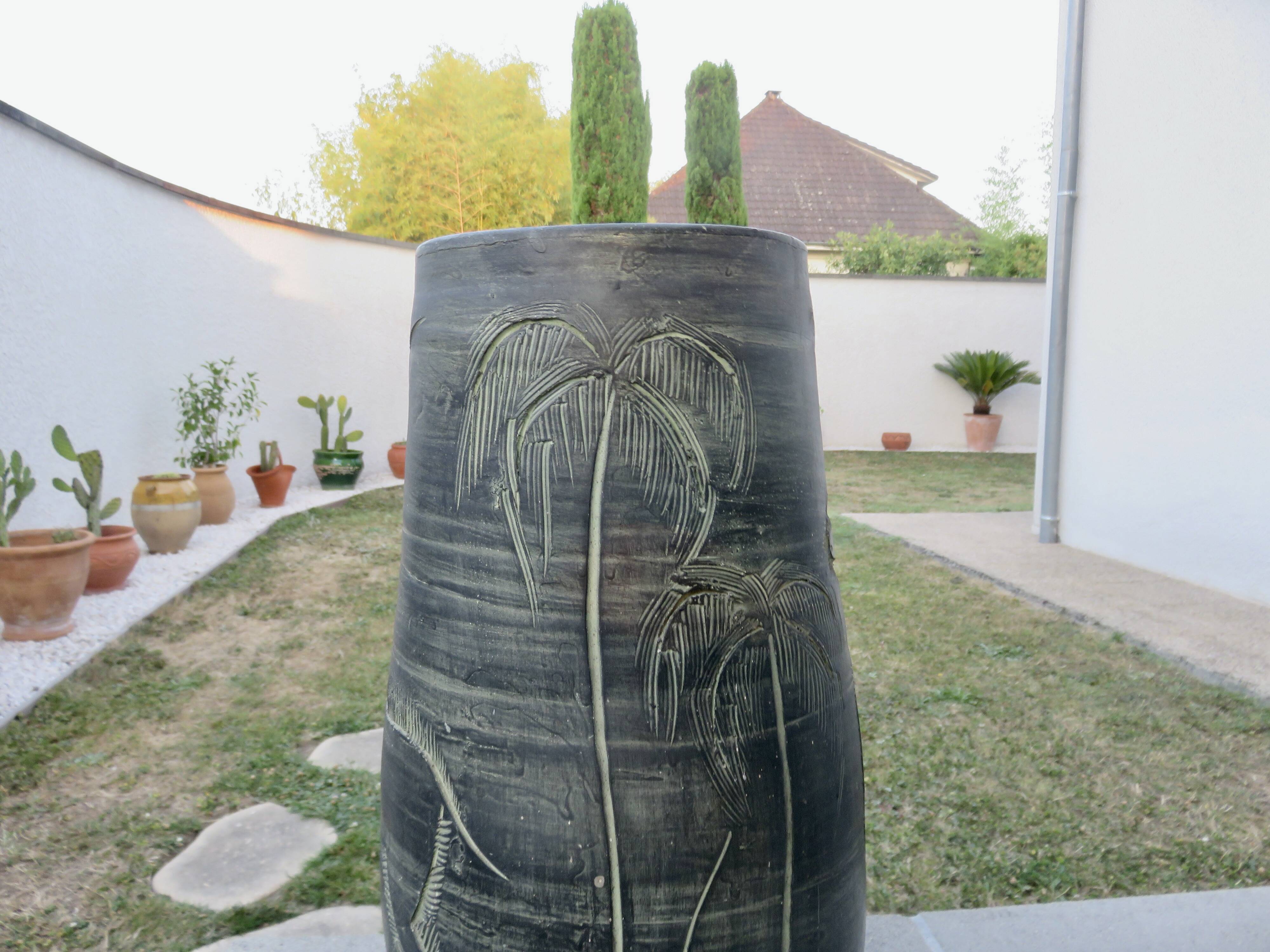 Important ceramic vase by Francisco Figueras, Catalonia, Spain.
