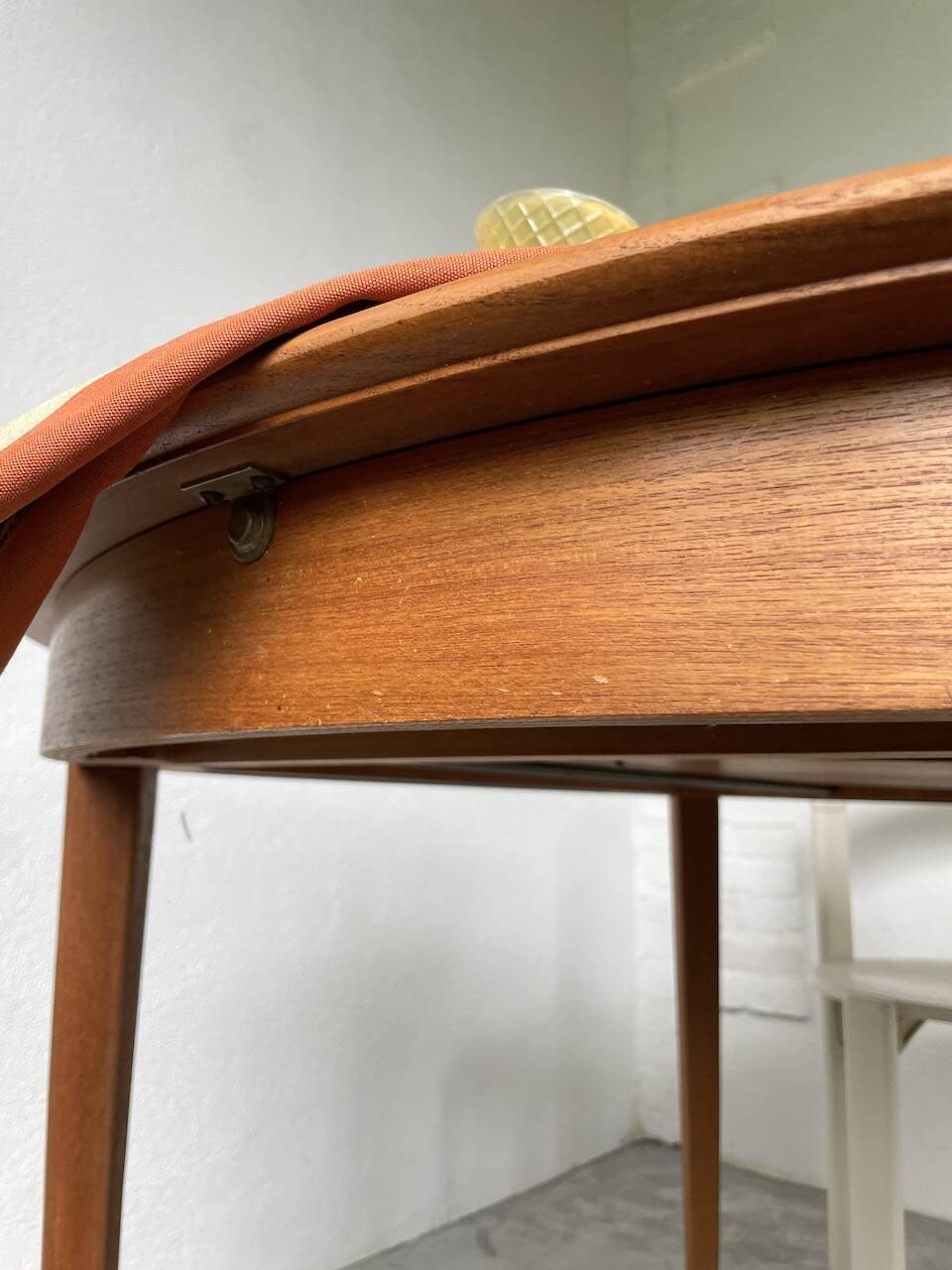 Scandinavian round teak table with extension