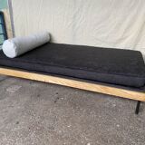 Vintage daybed
