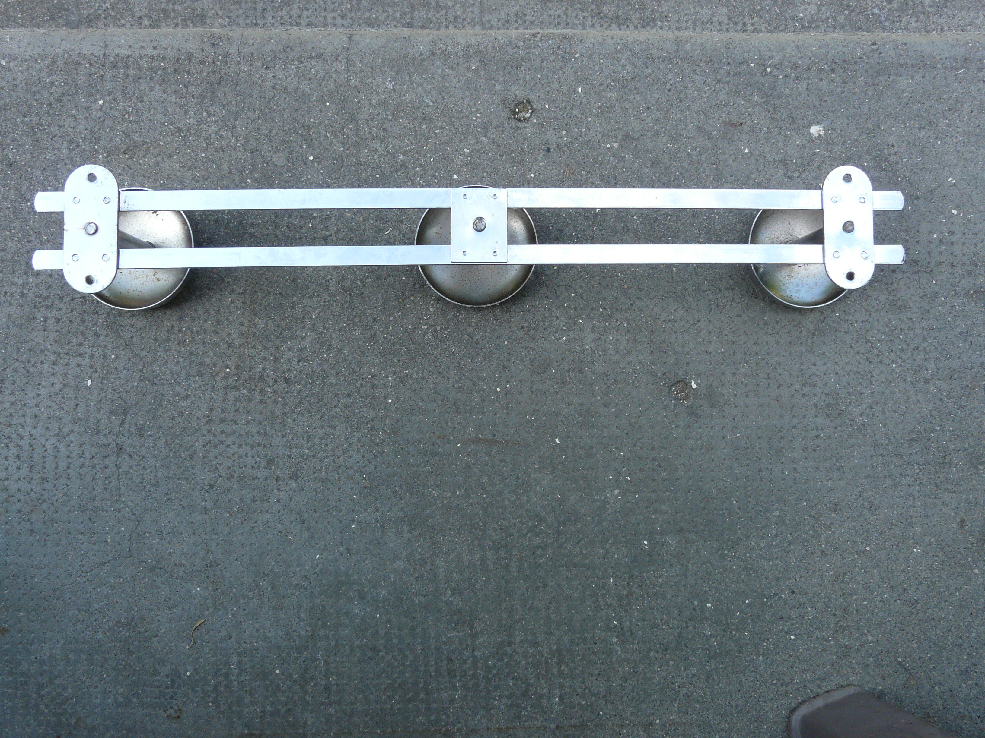 Coat rack in chromed steel 3 hooks 70s