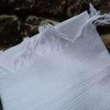 Old towel in white bee-niz cotton and red embroidery EM