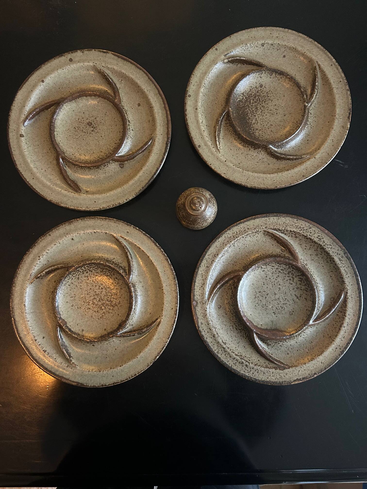 Jean Tessier stoneware tableware, Le Cep workshop