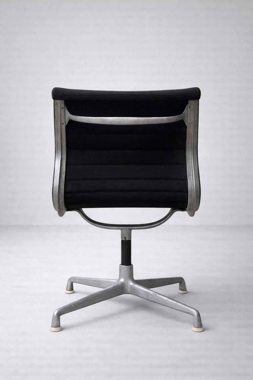 Eames chair pair - Herman Miller - model 938-138 - 1970s