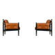 Paire de fauteuils lounge « safari » en cuir cognac et hêtre noir — c. 1970