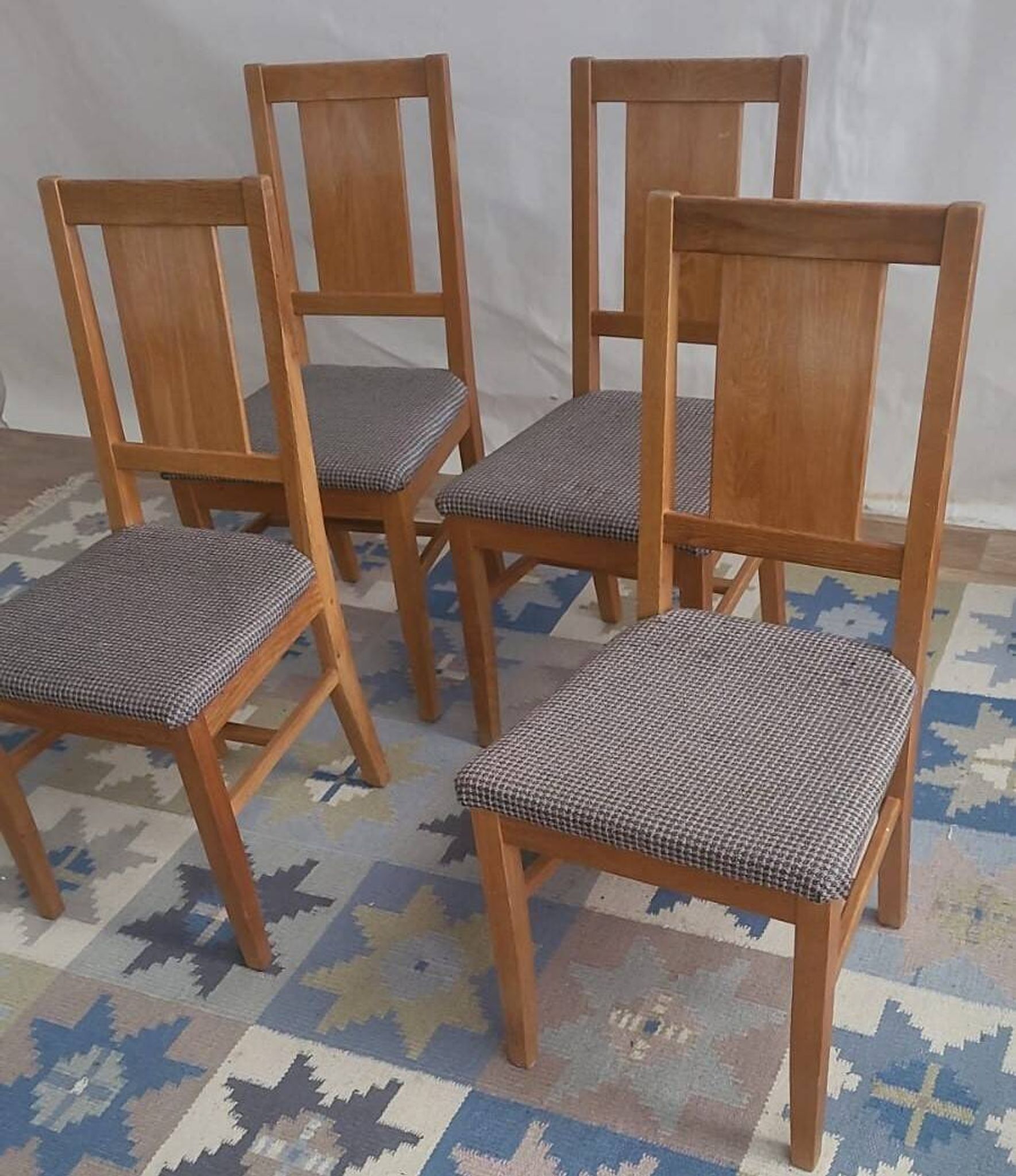 Set of 2 Brutalist chairs in oak and checkered fabric, Denmark, 1960