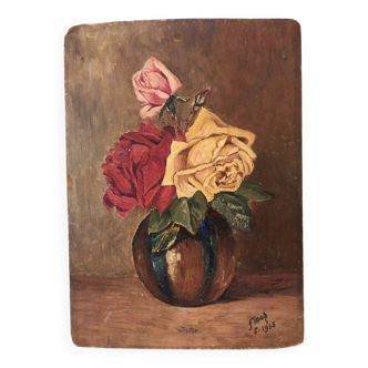 Oil on cardboard panel bouquet of roses in round vase, signed f. mas 1935