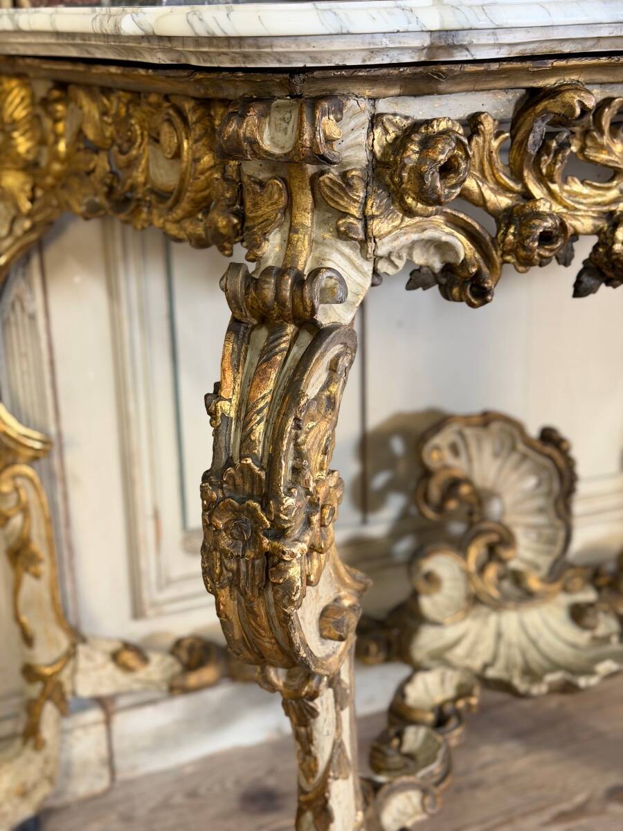 Painted and gilded wooden console, Italy, 18th century.