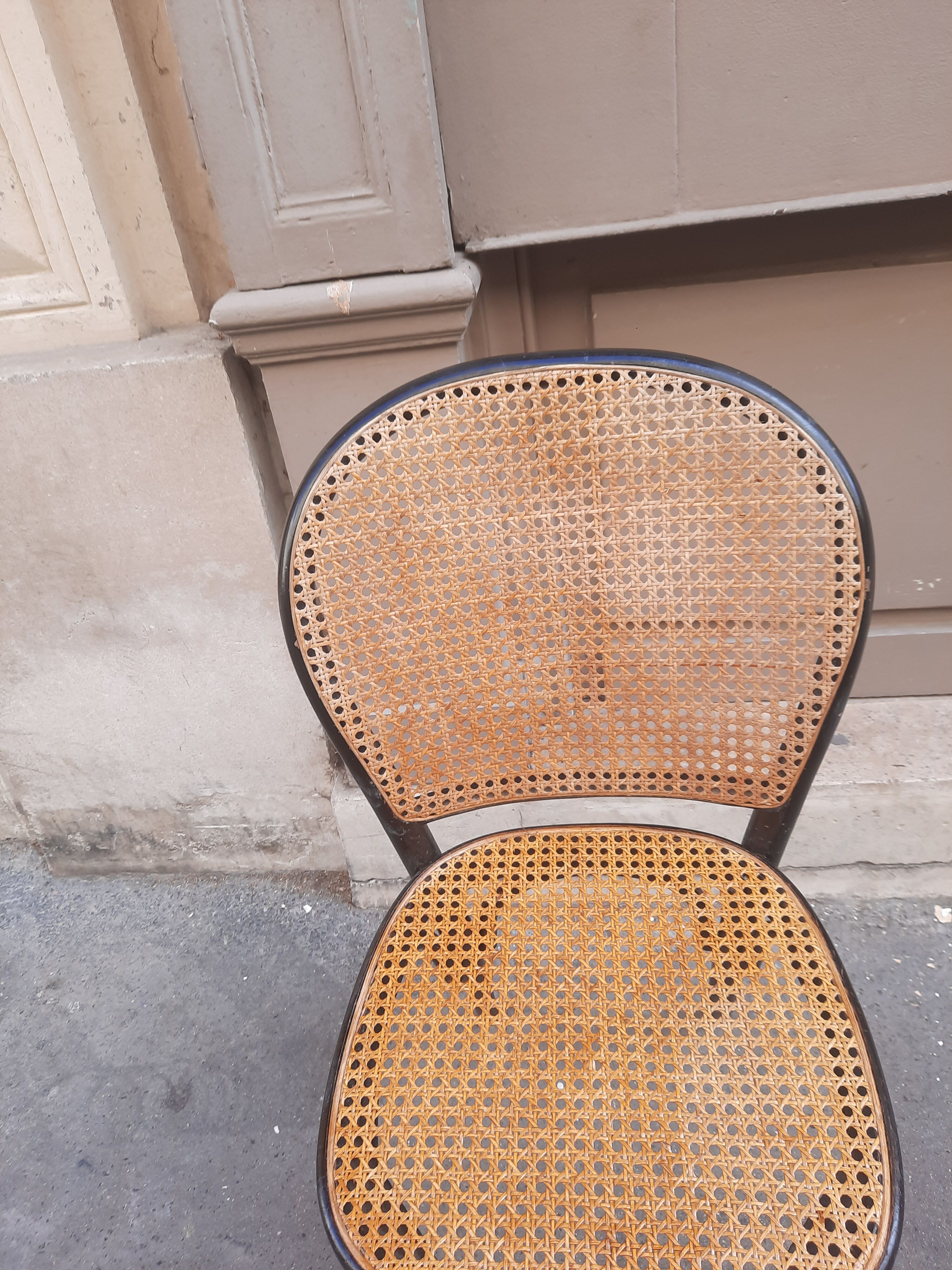 Bistro chair