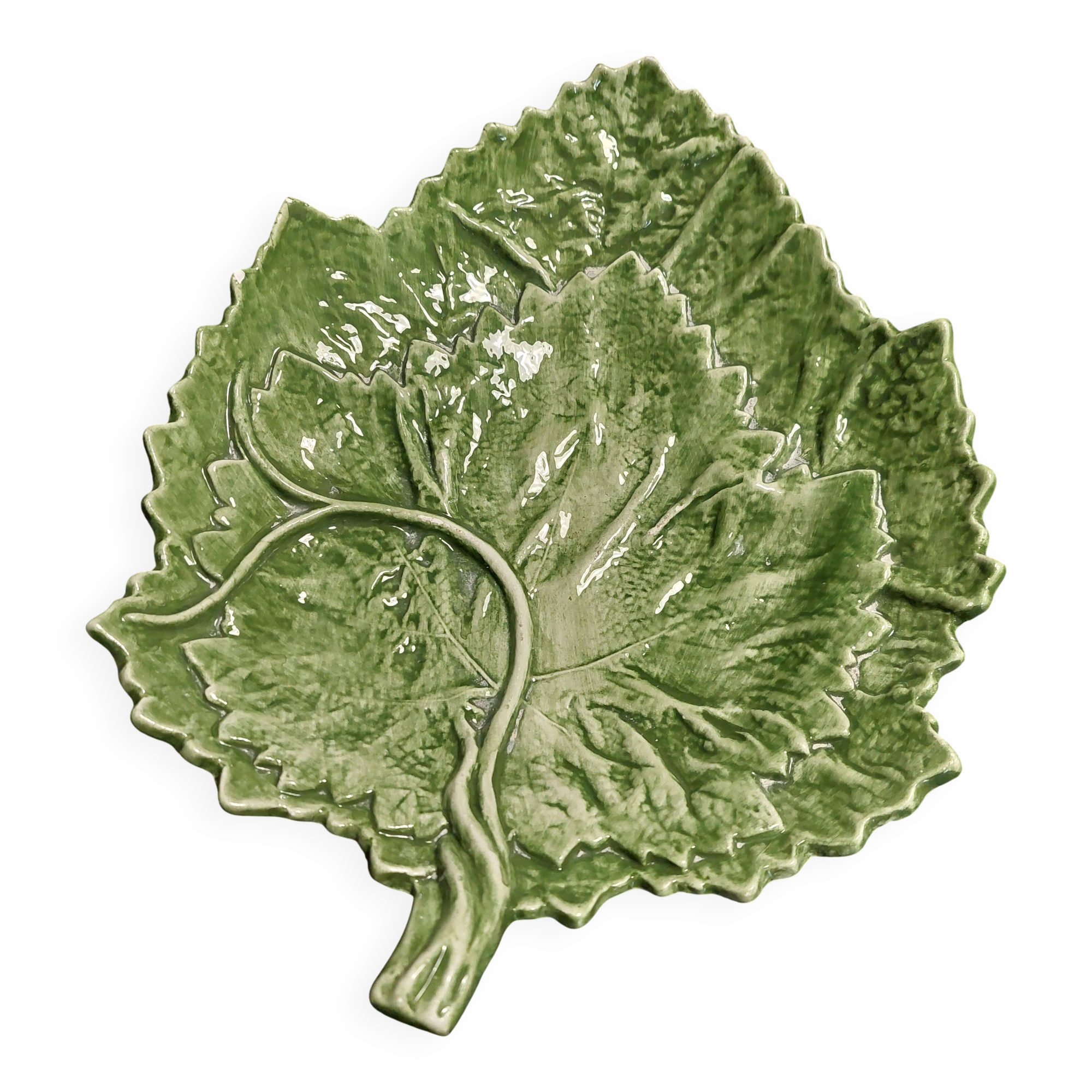 Portugal barbotine plate, second half of the 20th century.