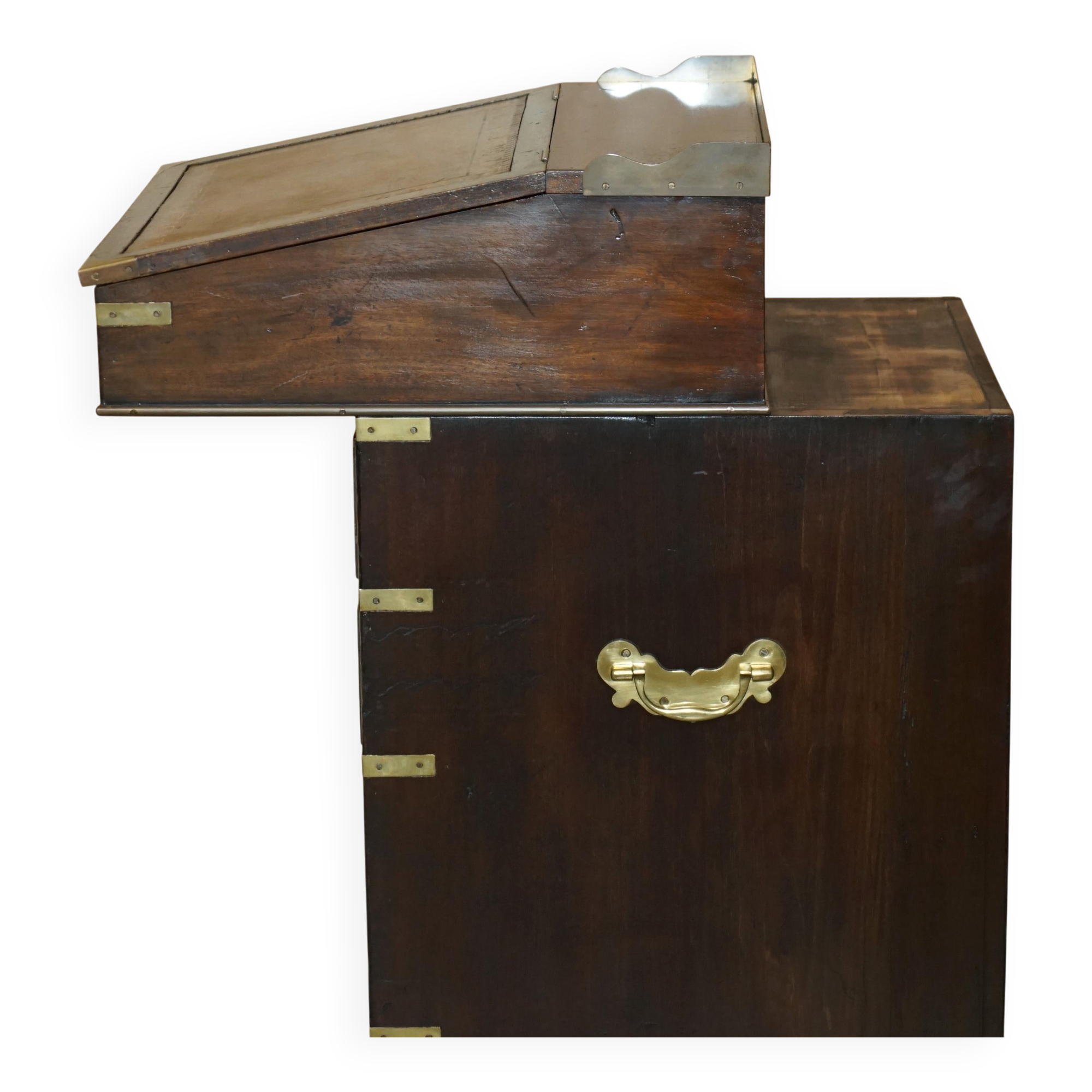 Bureau de campagne Davenport victorien antique en cuir avec galerie en laiton