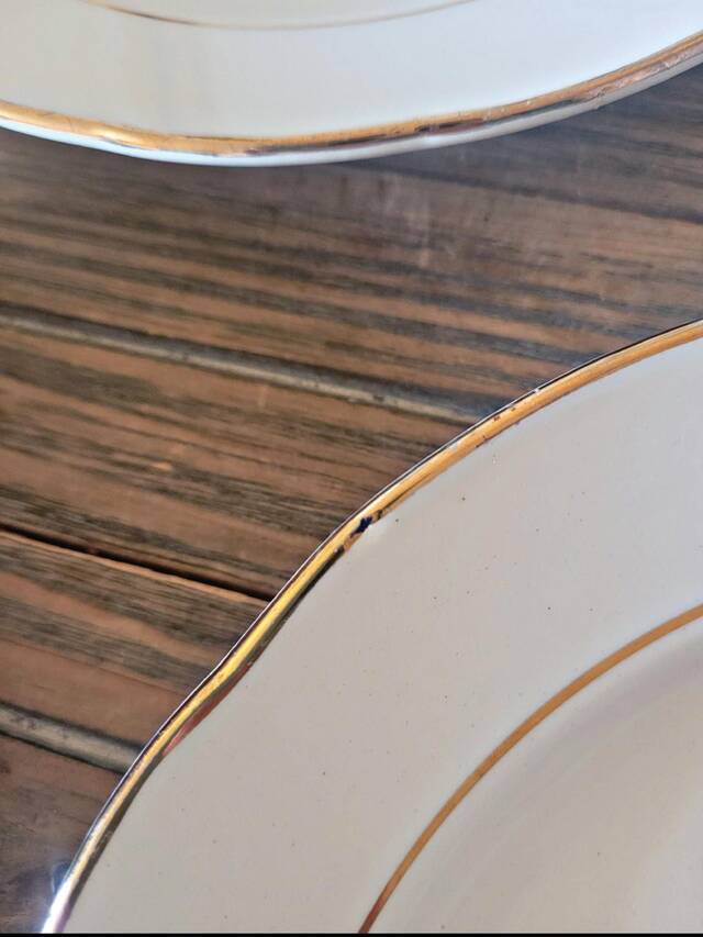 6 Gien Gardanne dinner plates, pink and yellow, with gold trim