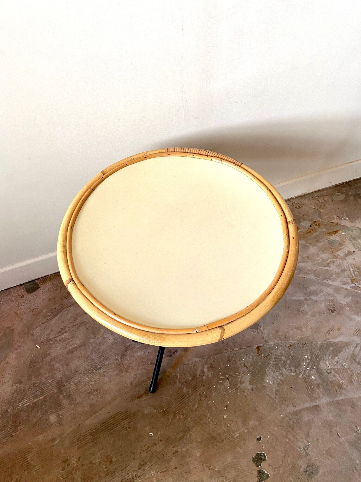 Coffee table in rattan and black metal 1960