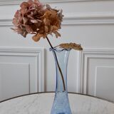 70s-toothed blue vase