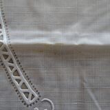 Oilcloth 260 x 150 white flower patterns