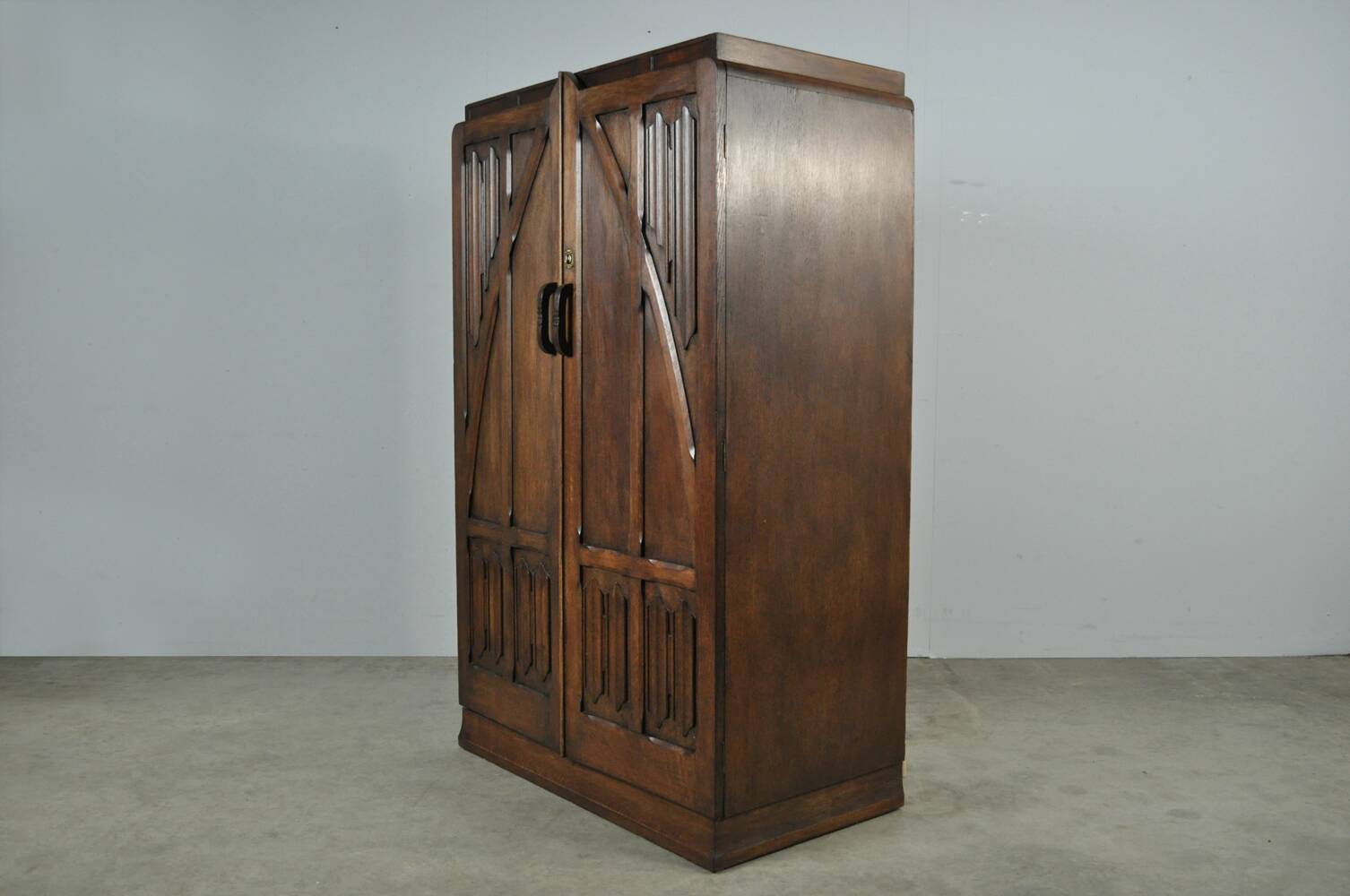 Unique wooden wardrobe and/or hall cupboard in Art Nouveau style, 1930.