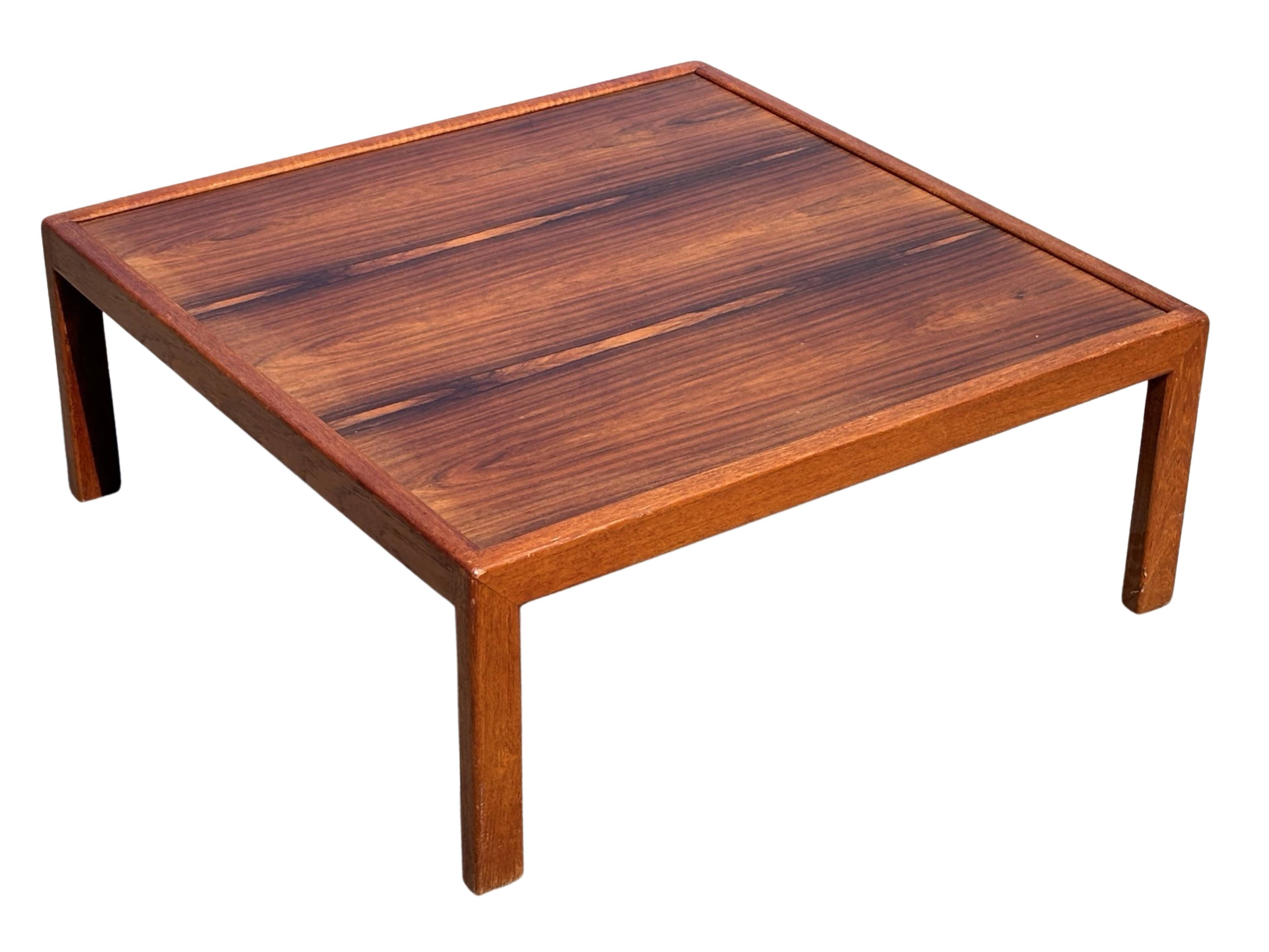 Vintage coffee table rosewood 70's design minimalist