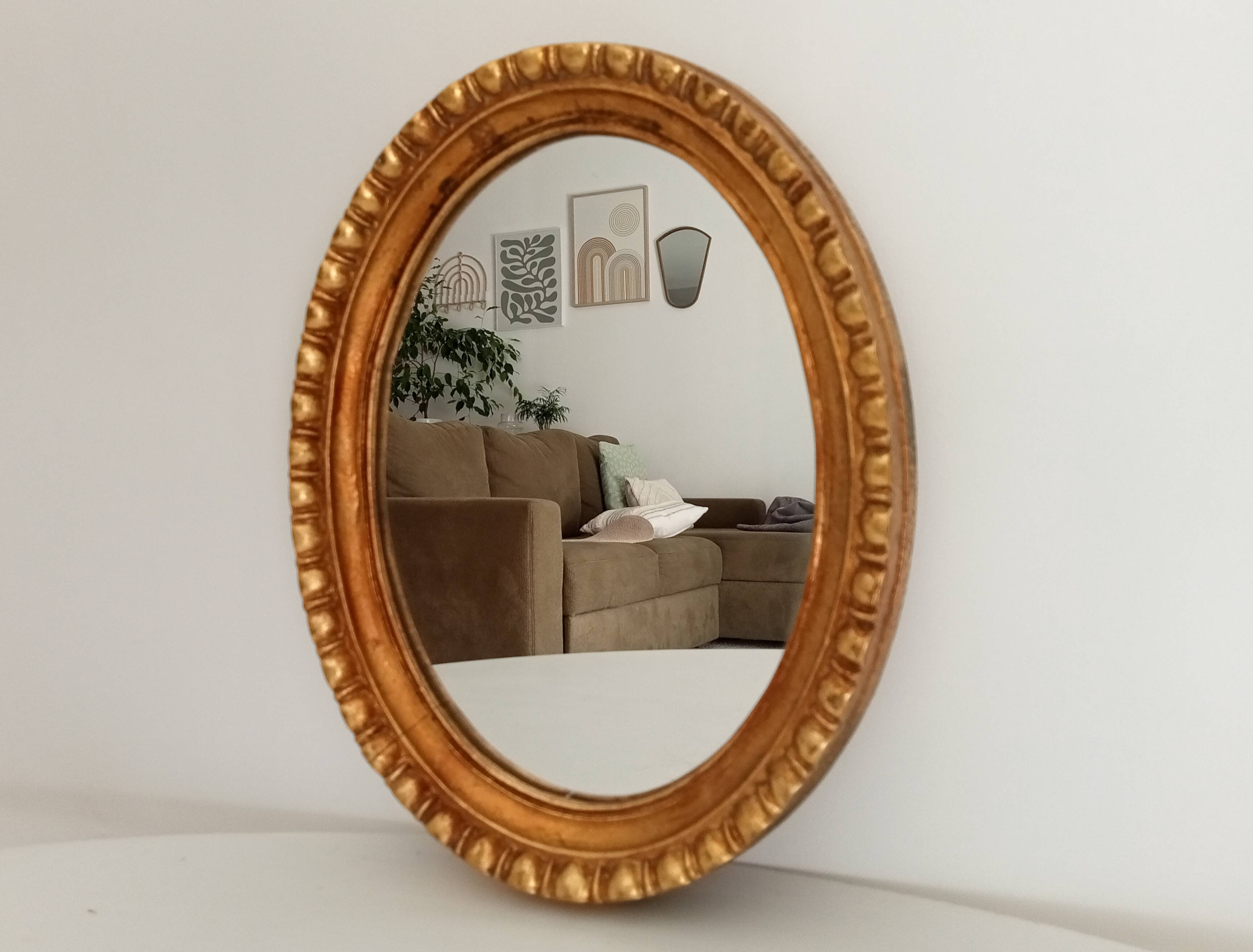 Miroir ovale italien vintage en bois doré