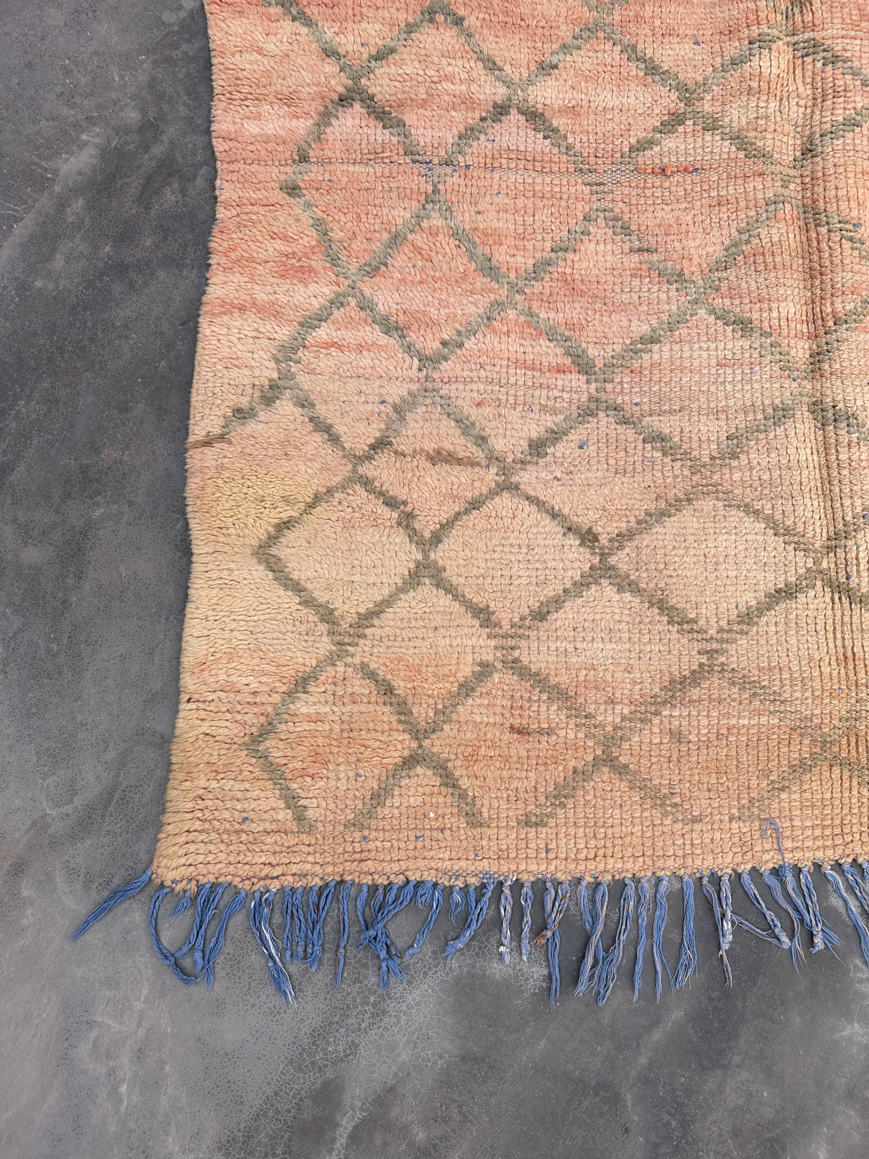 Pink Boujad Moroccan rug - 174 x 147 cm