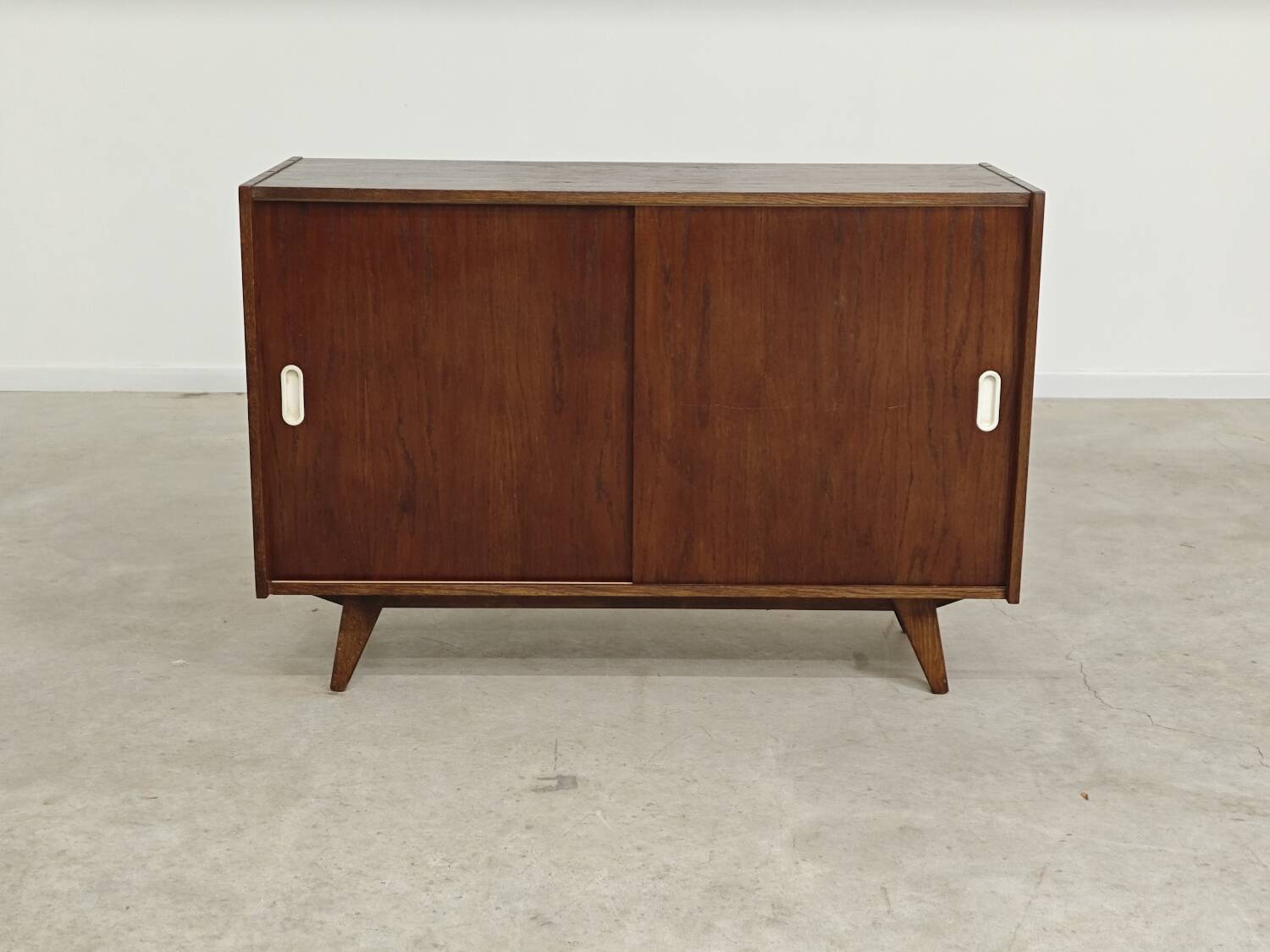 U 452 storage cabinet by Jiri Jiroutek for Intérier Praha