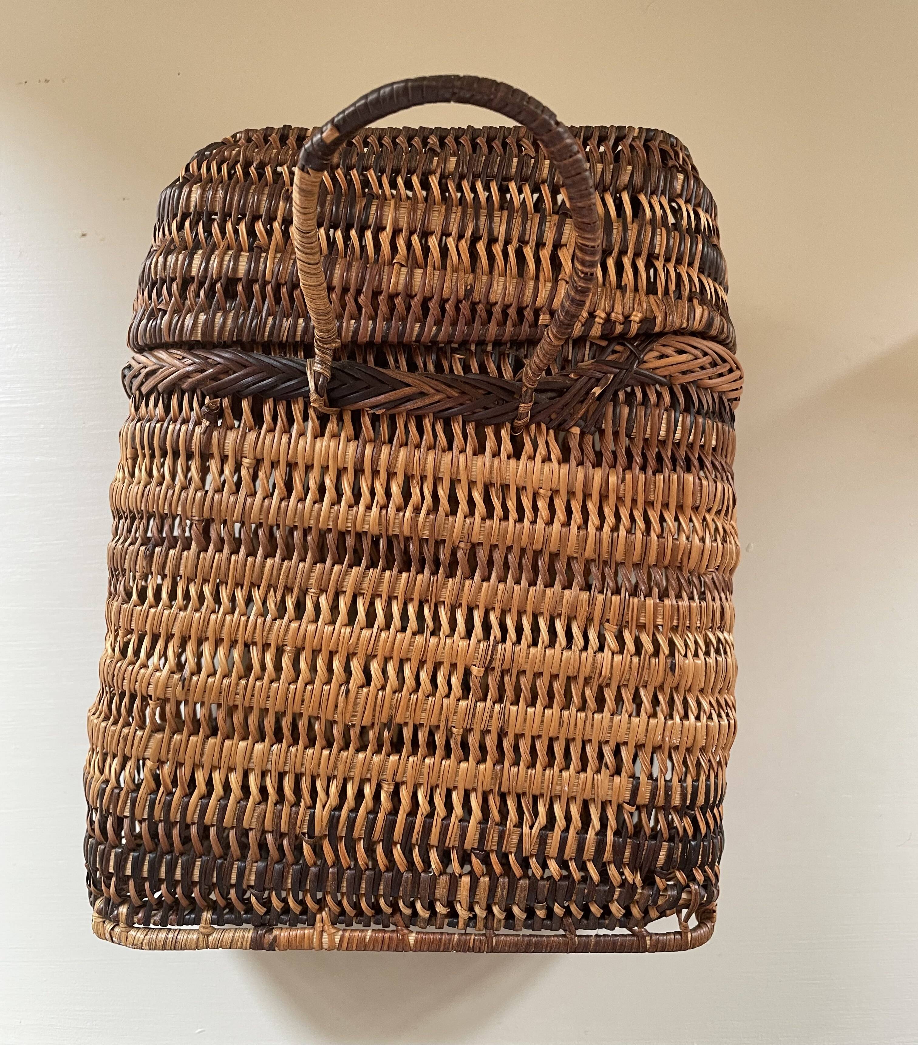 Asian rattan basket with lid 23×18 cm