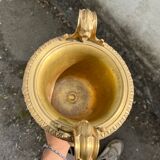 Cassolette Centrepiece in gilded bronze, 19th century Barbedienne style.