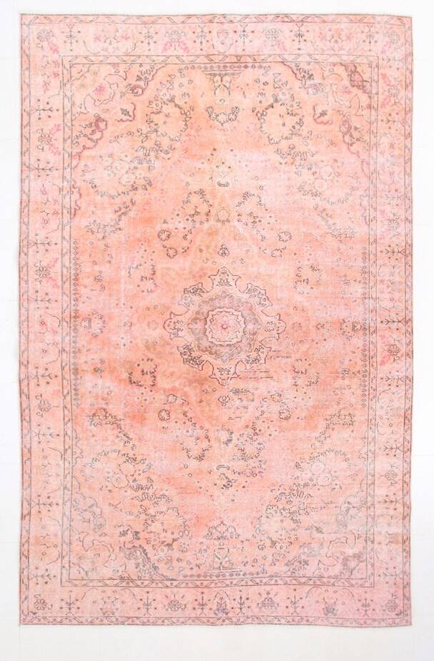 7x10 Dusty Pink Vintage Persian Rug, 199x303 Cm