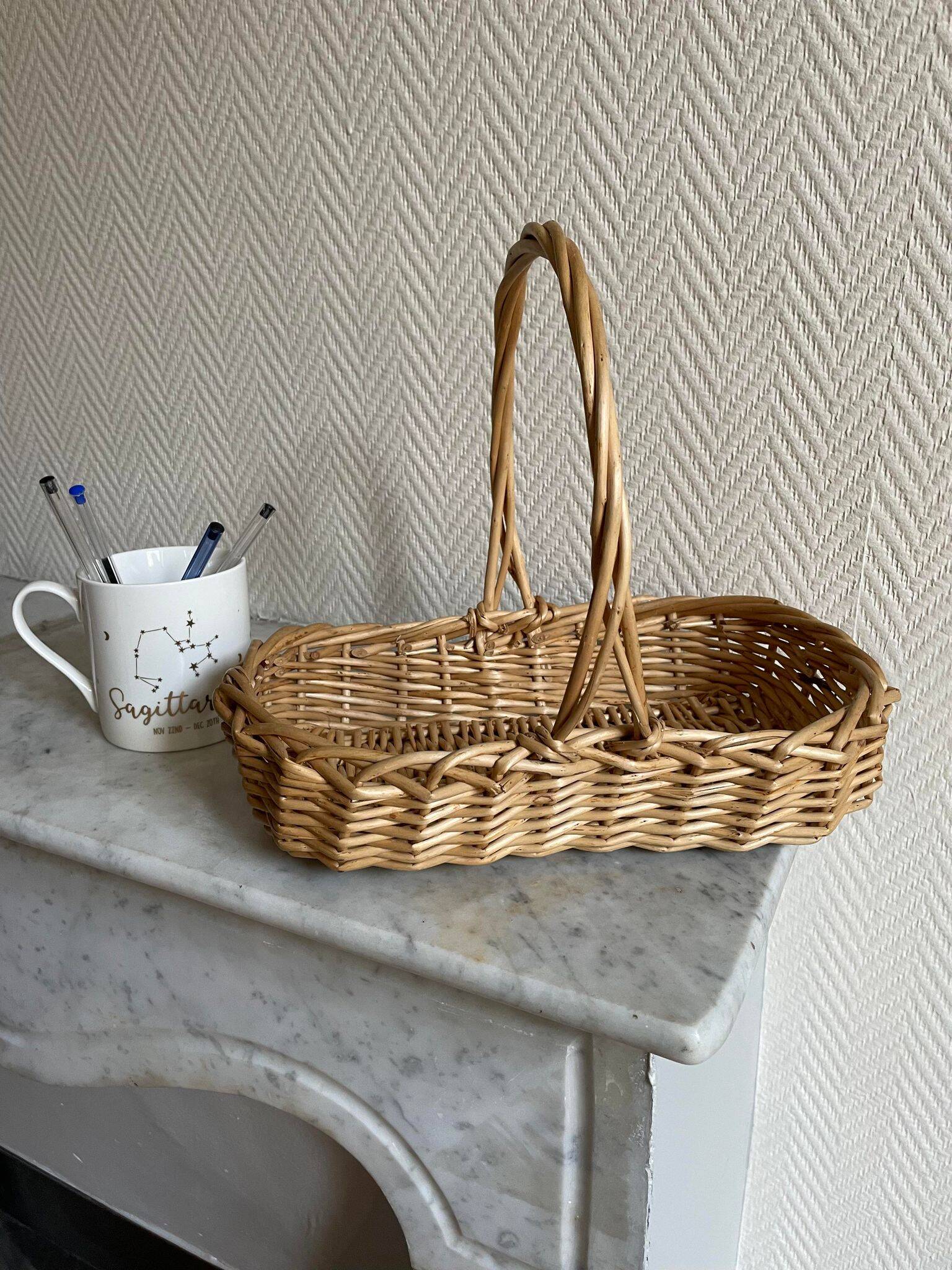 Small beige wicker basket