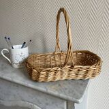 Small beige wicker basket