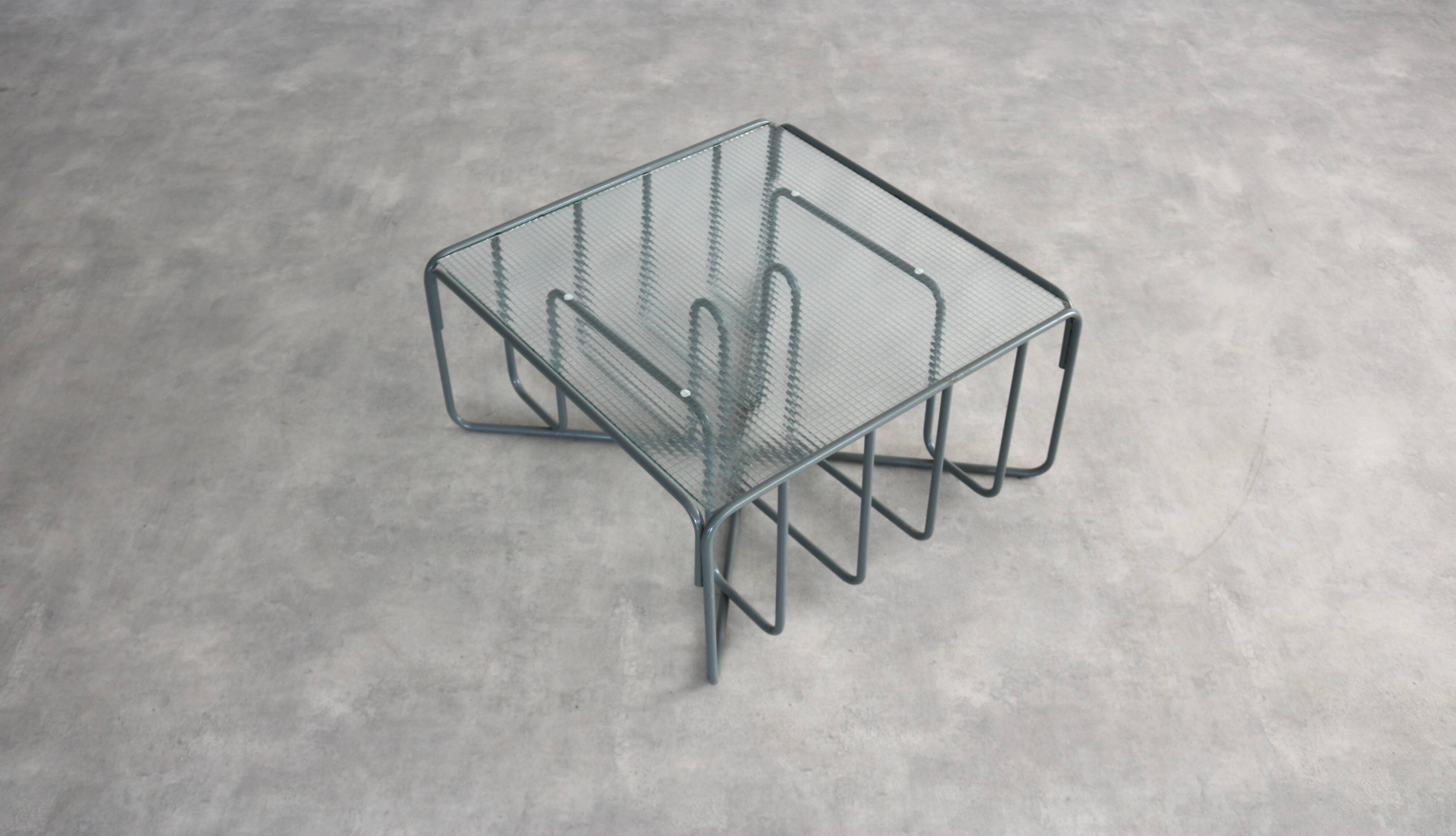 Table basse en verre et métal gris, années 70