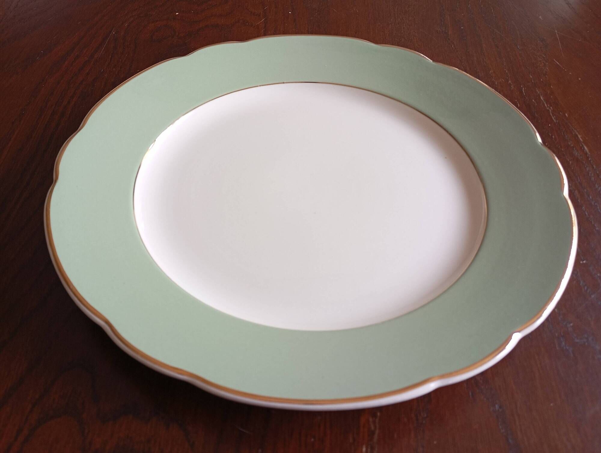 Villeroy & Boch Mettlach celadon and gold round dish, vintage 1960s