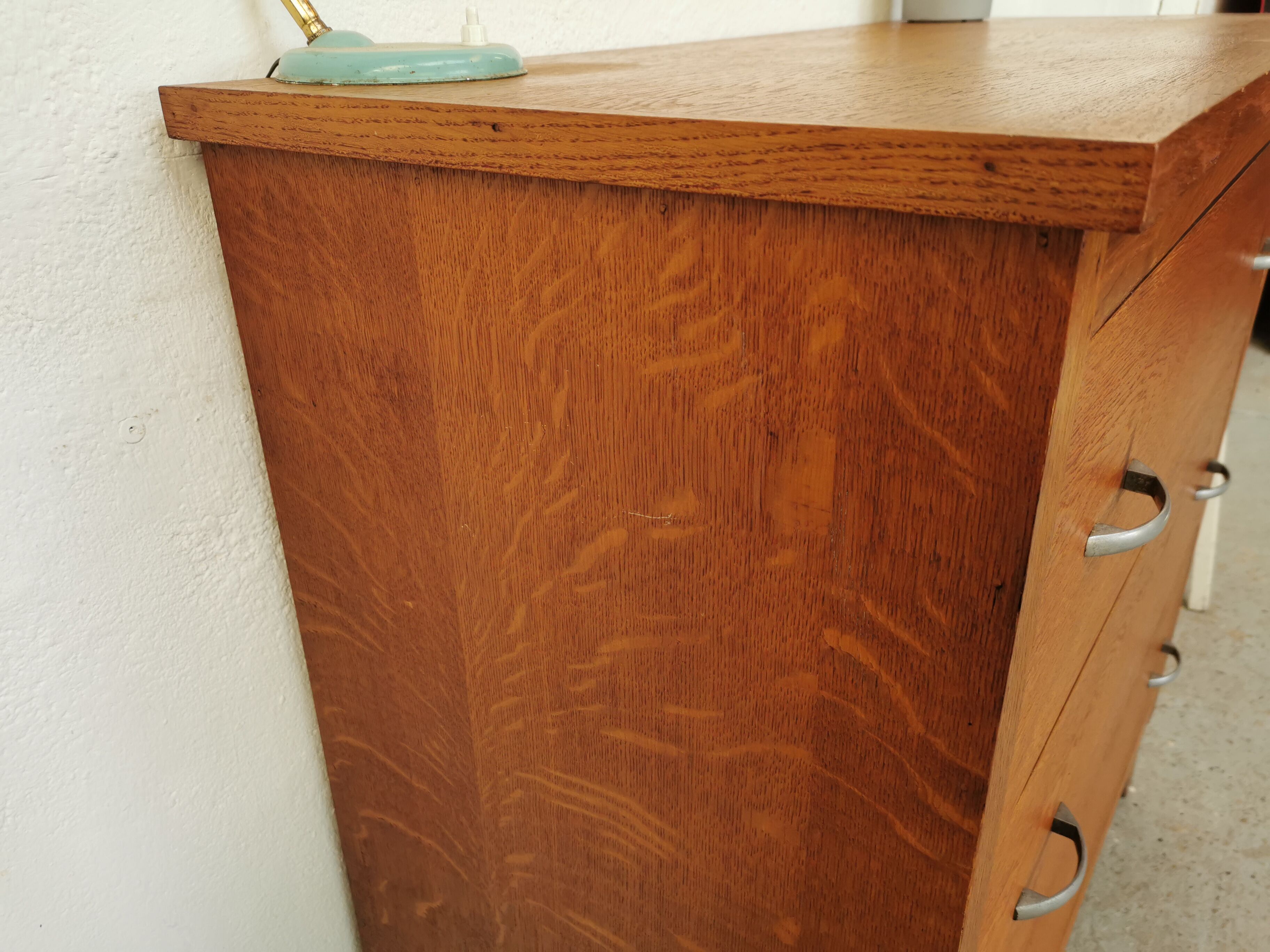 Vintage chest of drawers