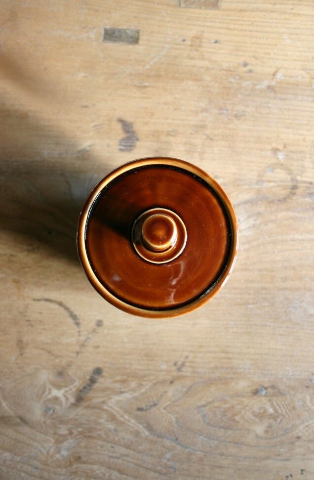 Vintage ceramic pot