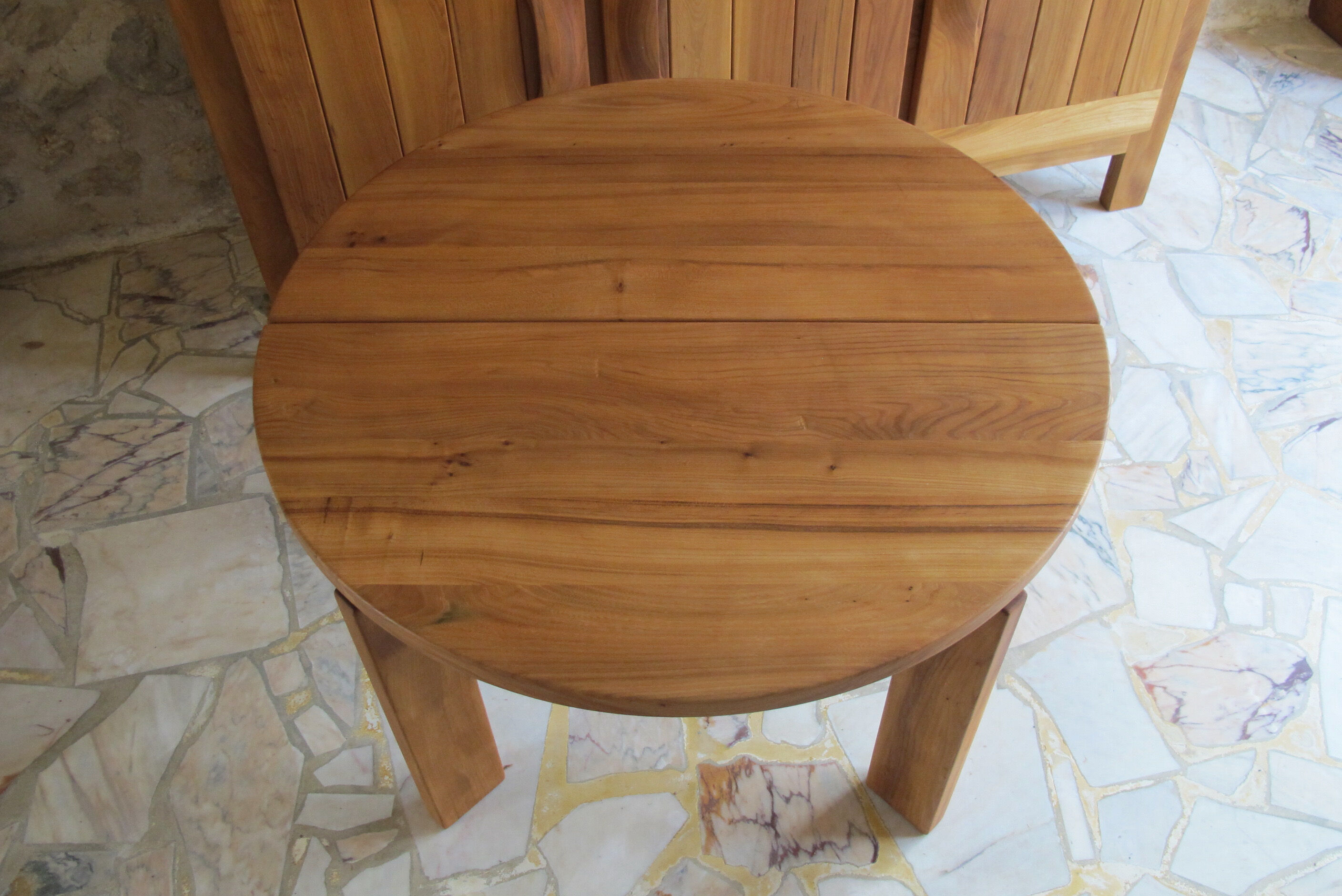 Table ronde à rallonge orme massif huilé Regain