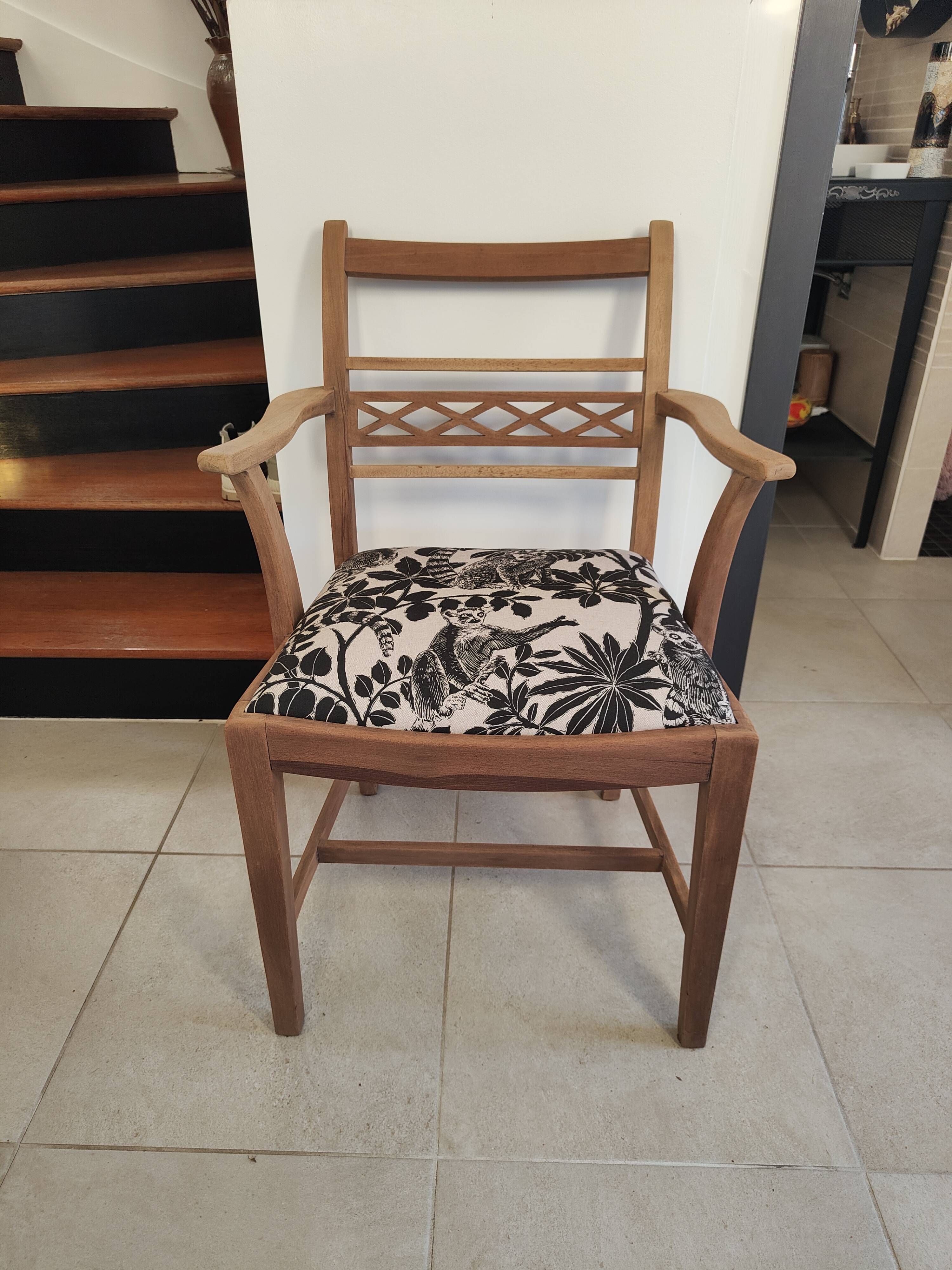 Vintage wooden armchair – Jungle chic fabric seat