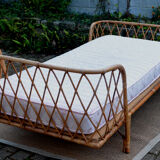 Rattan bed