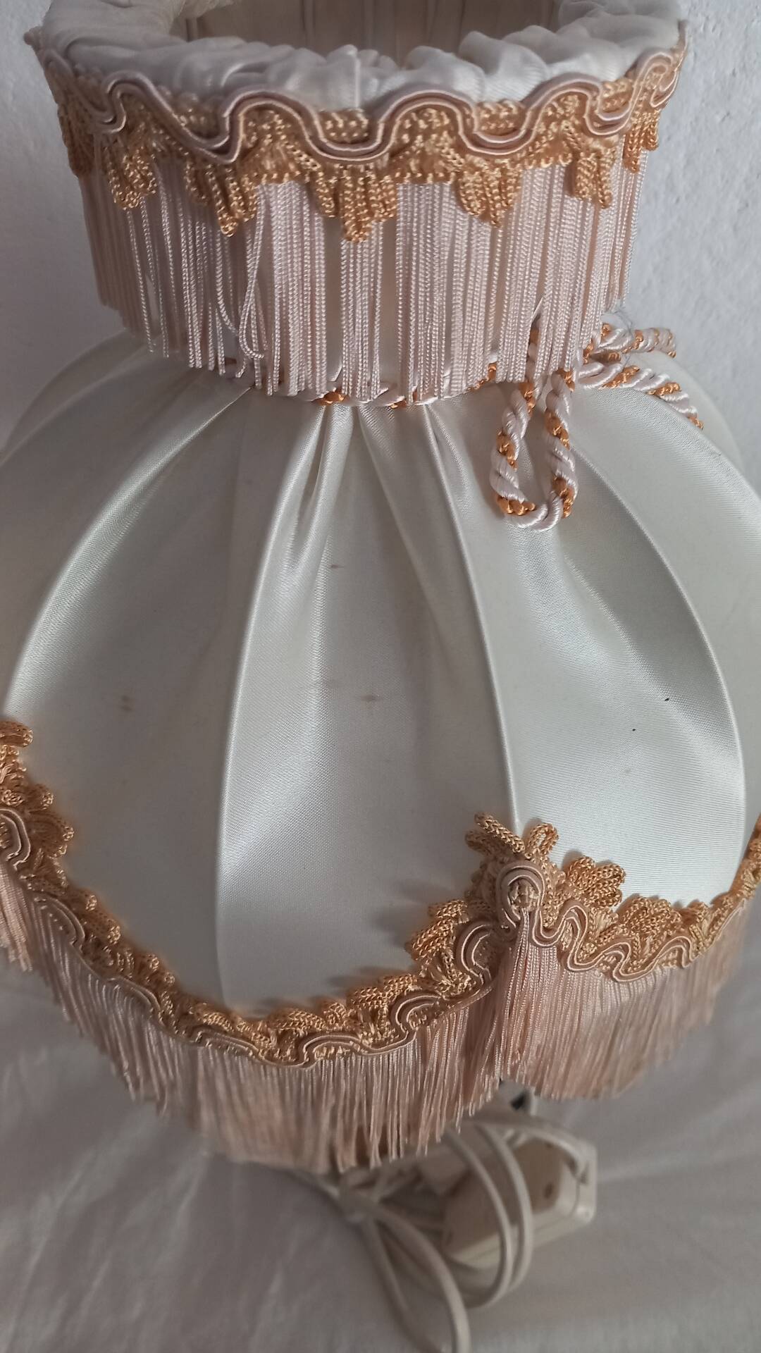 Pair of vintage alabaster lamps in Boudoir style – Fringed lampshade