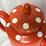 Sarreguemines, two red earthenware jugs with polka dots circa 1940