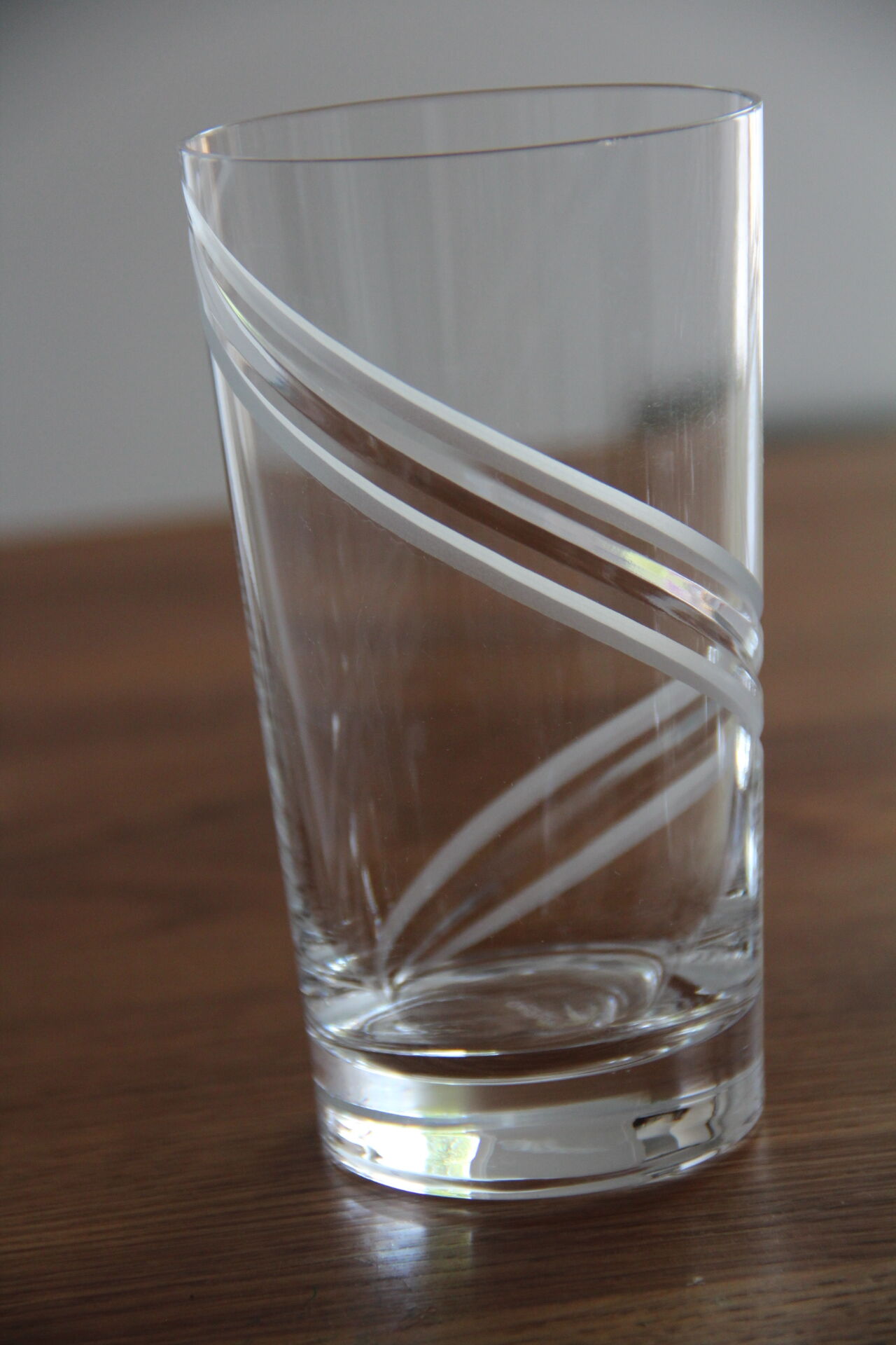 6 large engraved crystal glasses signed